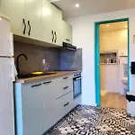2a Apartment *
